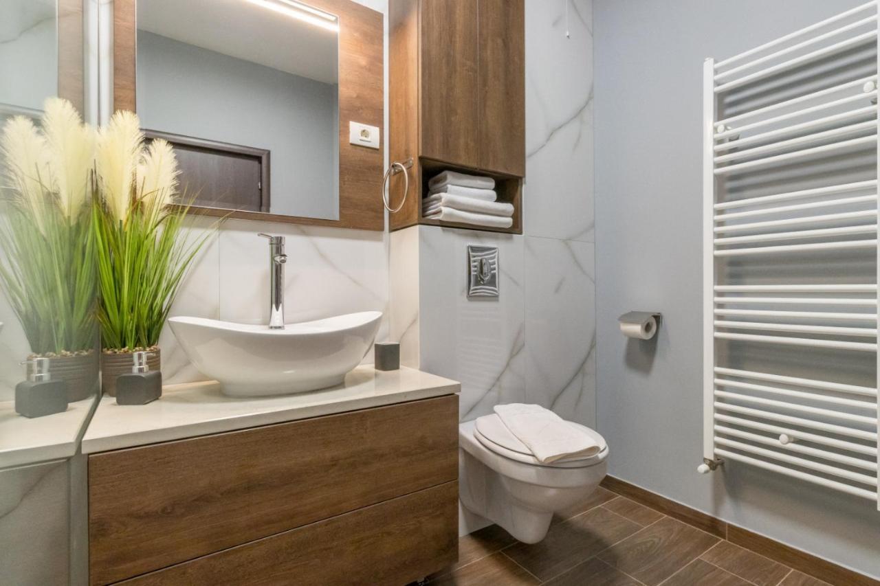 Modern Downtown Apartment Клуж-Напока Экстерьер фото